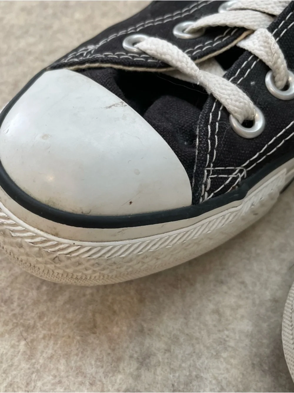 Converse Chuck Taylor Low Top Sneakers Black size 6 canvas mens - Picture 2 of 5